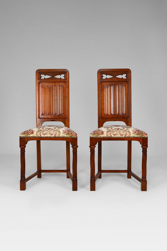 19th Century Victorian Gothic Revival Chairs in Carved Walnut, Set of 2