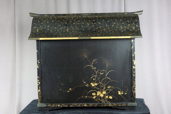 19th Century Vitrine in Japanese Lacquer-WSV-1378401