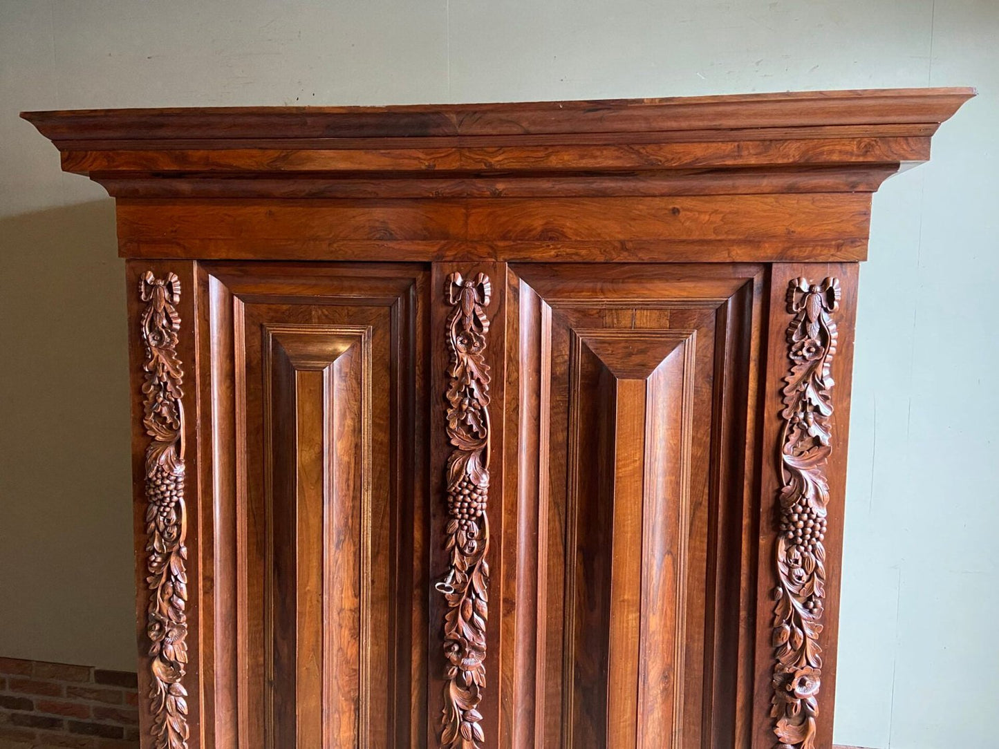 19th Century Walnut Cushion Cabinet, 1800s