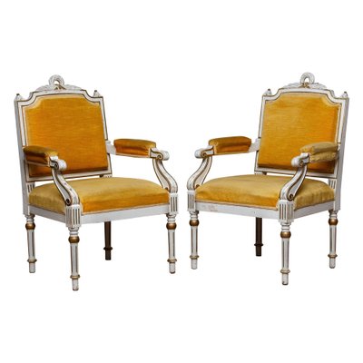 19th Century White Painted and Gilded Gustavian Swedish Armchairs, Set of 2-JE-987187