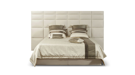 COURCHEVEL BED by Roche Bobois