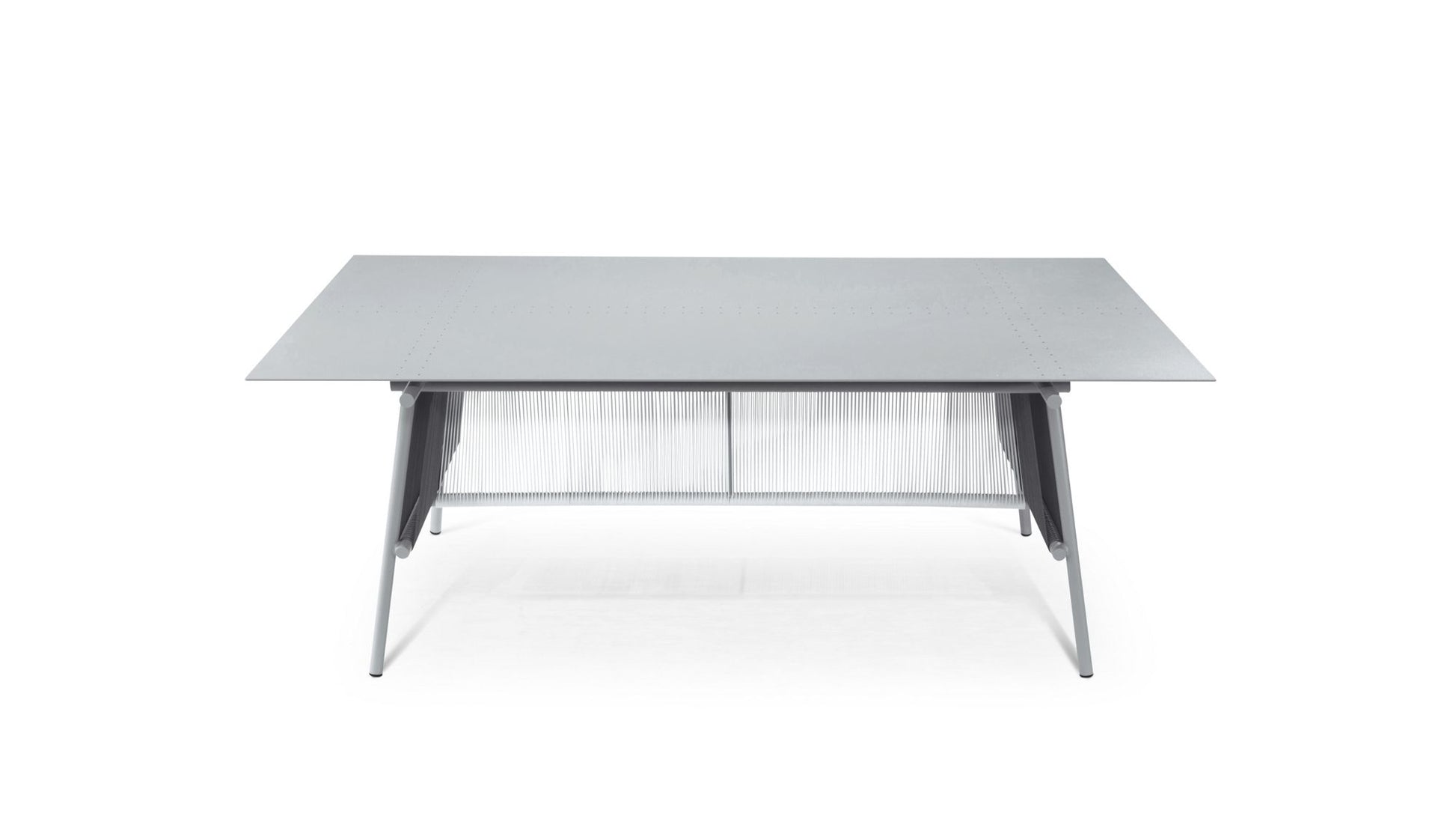TRAVELER outdoor DINING TABLE by Roche Bobois