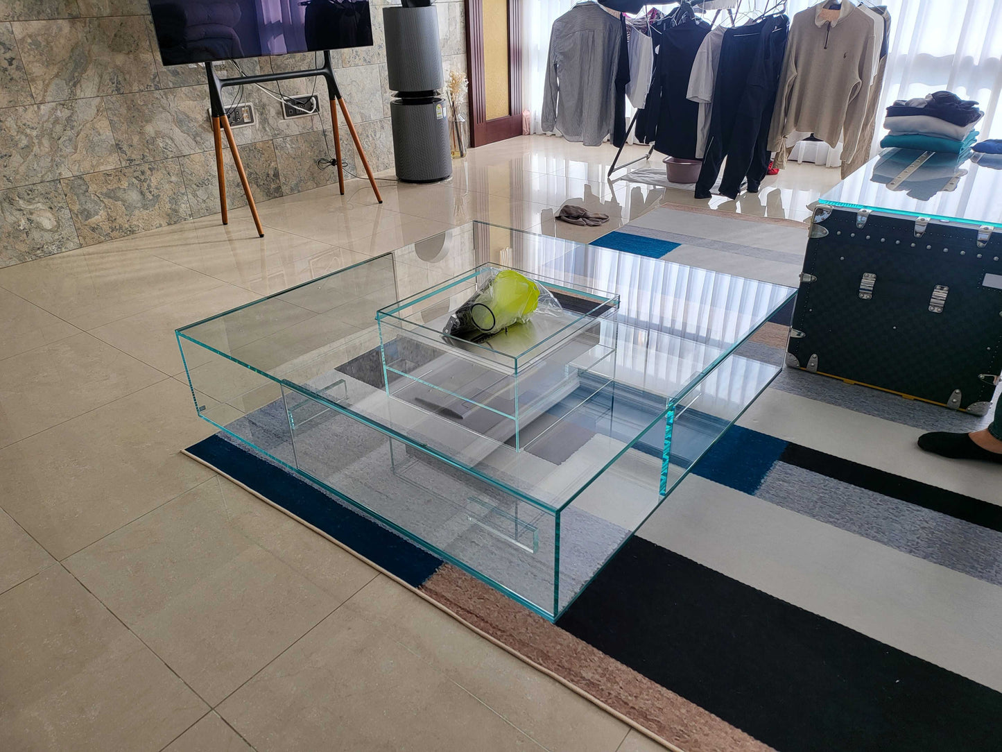 [국내재고/B급] SEASONS - Low square crystal coffee table / 모델-버너 버전