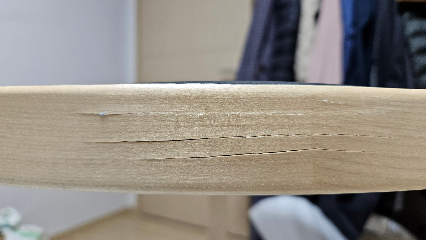 [국내재고/B급] AALTO 90B - Round wooden table / Top-Black Linoleum