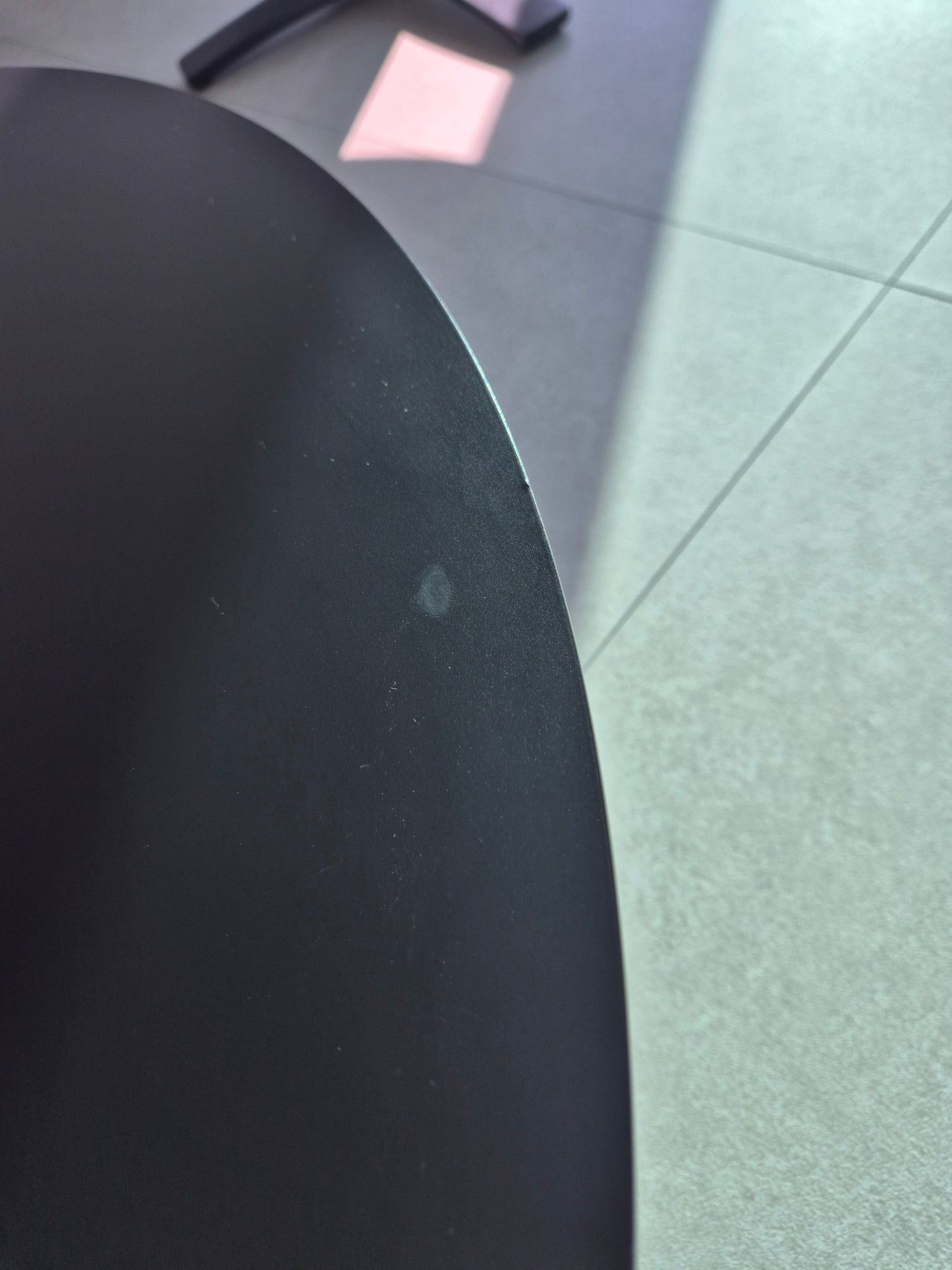 [국내재고/B급] PIERRE - Round metal coffee table