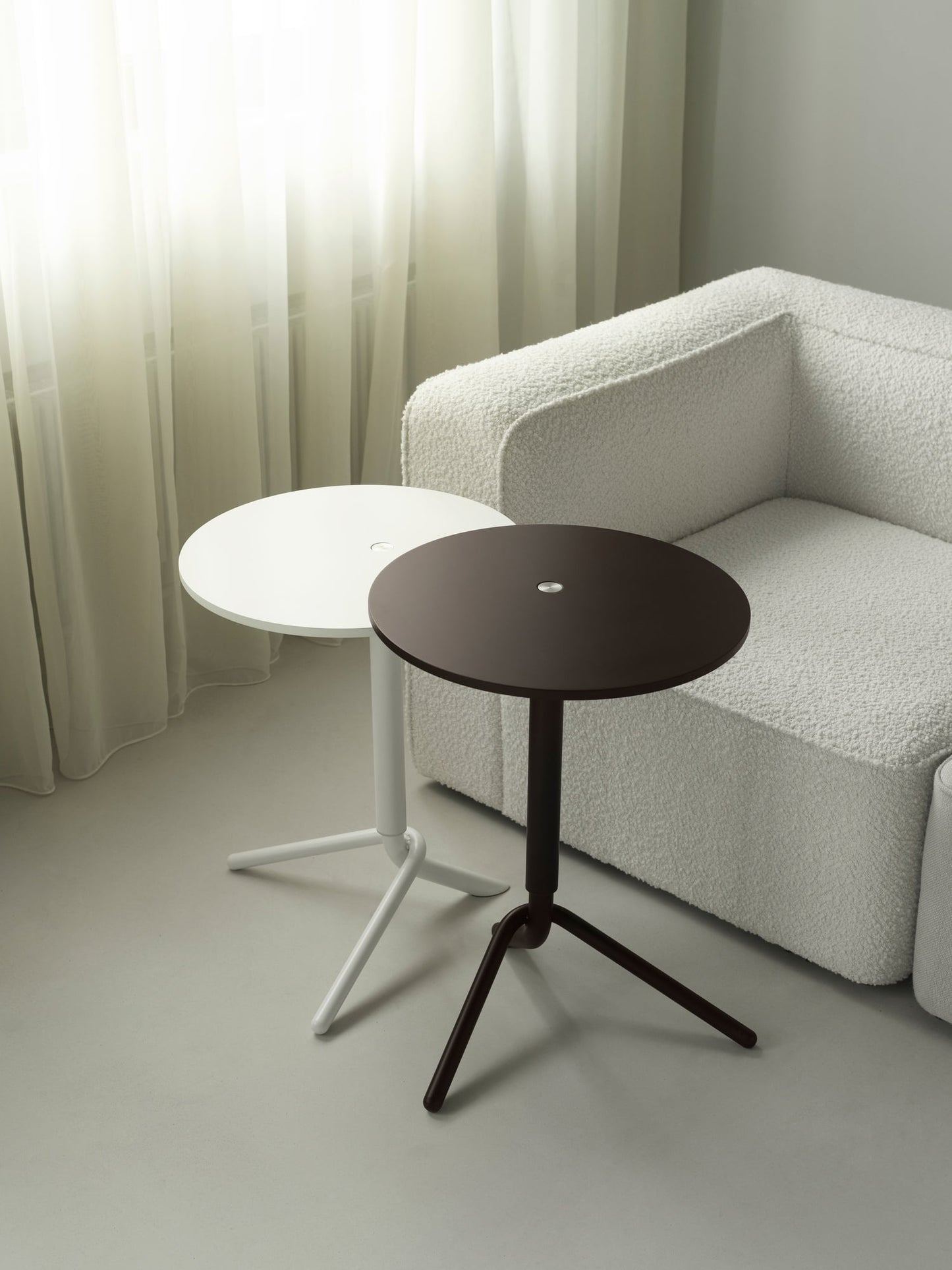 Lift side table, white