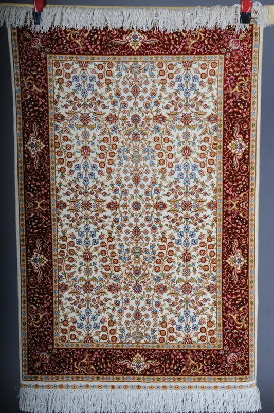 20th Century Anatolian Prayer Rug in Cotton-Silk