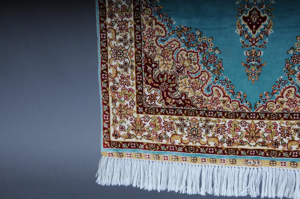 20th Century Anatolian Prayer Rug in Cotton-Silk