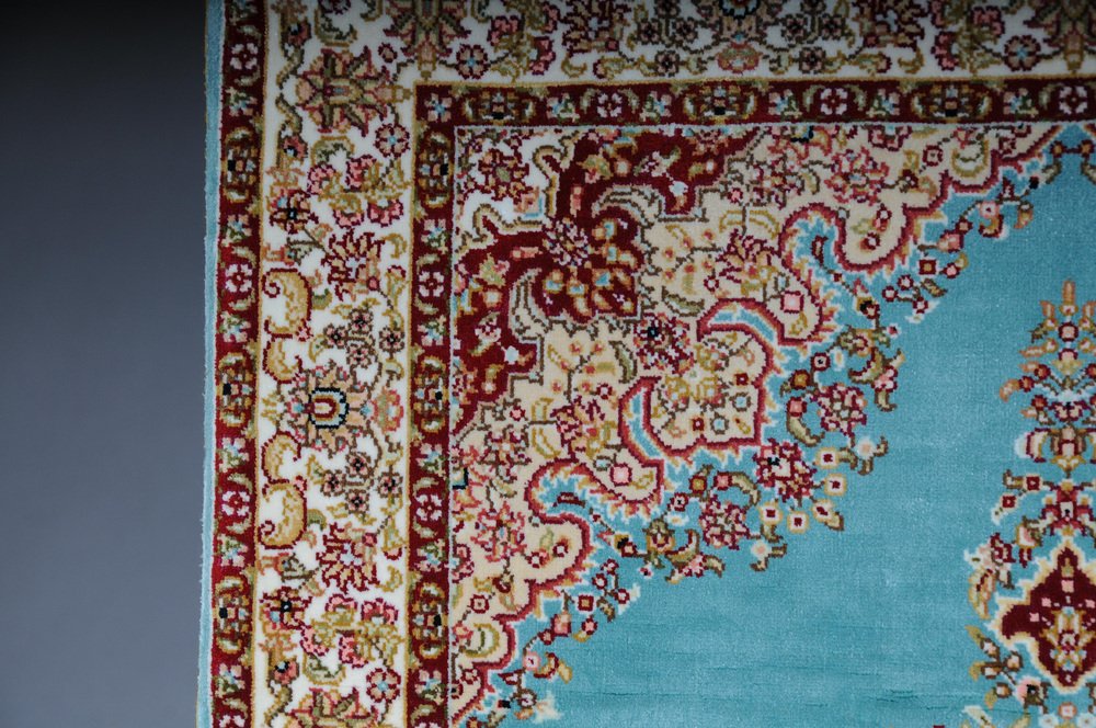 20th Century Anatolian Prayer Rug in Cotton-Silk