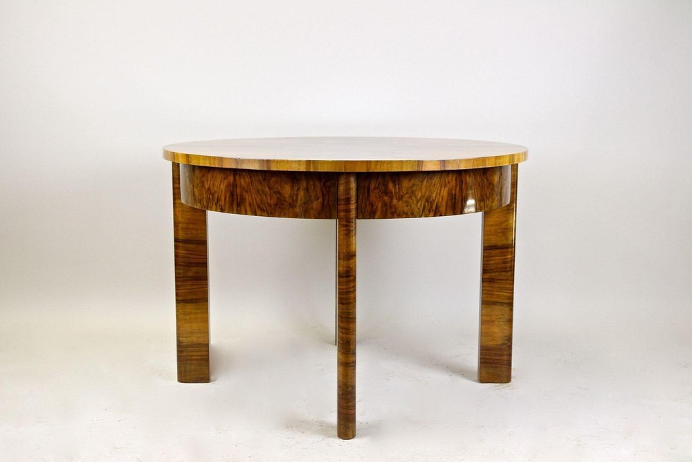 20th Century Art Deco Round Coffee Table in Burr Walnut, 1920s