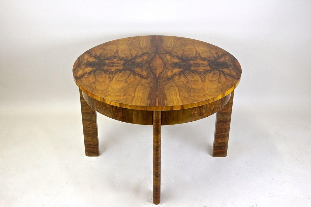 20th Century Art Deco Round Coffee Table in Burr Walnut, 1920s