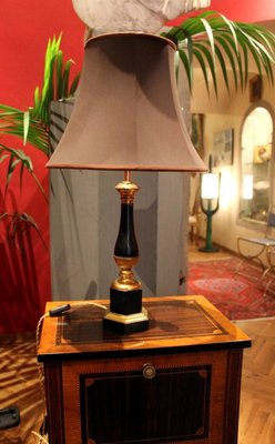 20th Century French Black Enamel Tole and Gilt Bronze Table Lamps with Silk Shade, Set of 2-AXE-1433477