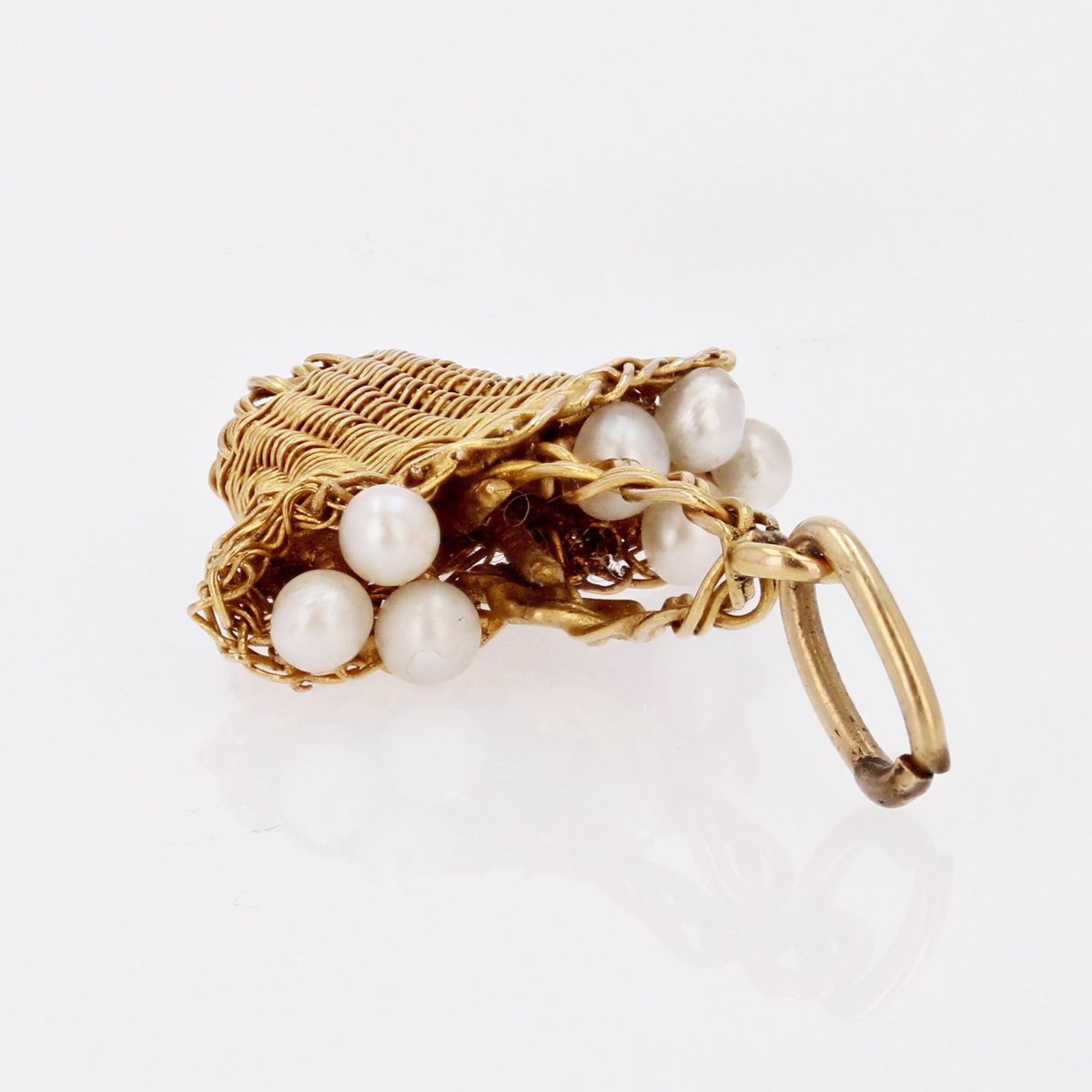 20th Century French Fine Pearl 18 Karat Yellow Gold Basket Pendant, 1890s