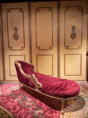 20th Century Louis XV Chaise Lounge in Beech-FLW-1402070