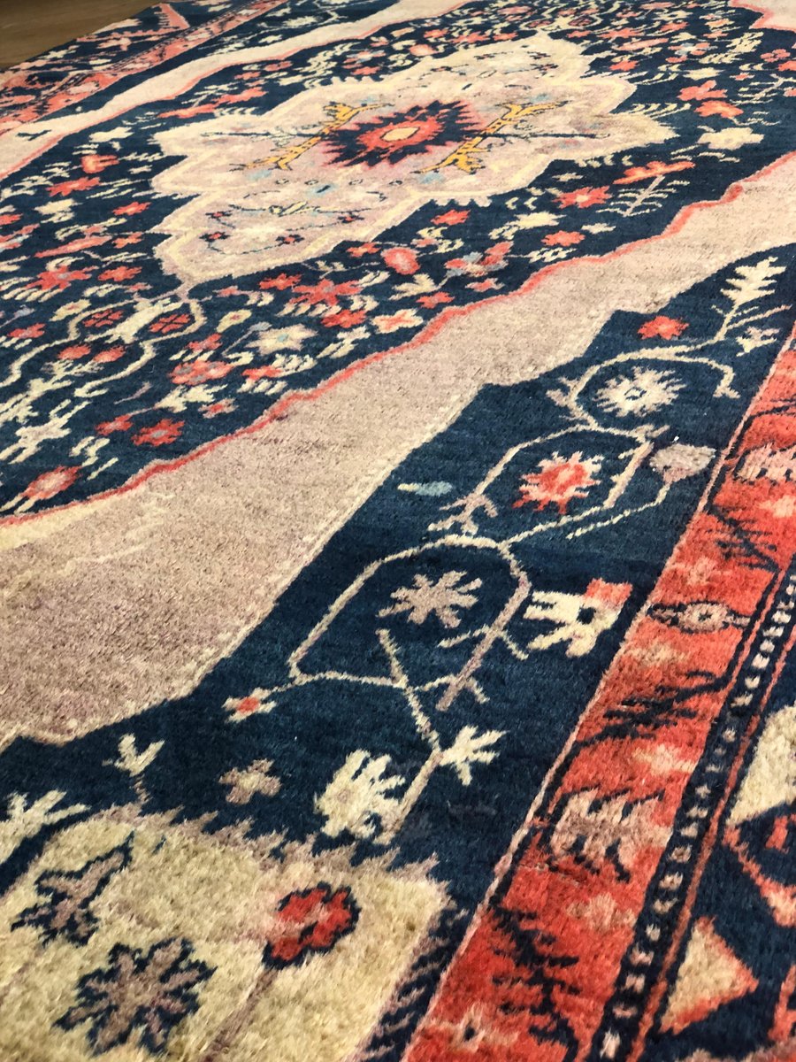 20th Century Pink and Blue Floral Samarkand Rug with Medallion, 1920s