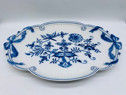 20th Century Sword Mark Onion Pattern 1st Choice Serving Plate from Meissen Porcelain-BZB-2031525