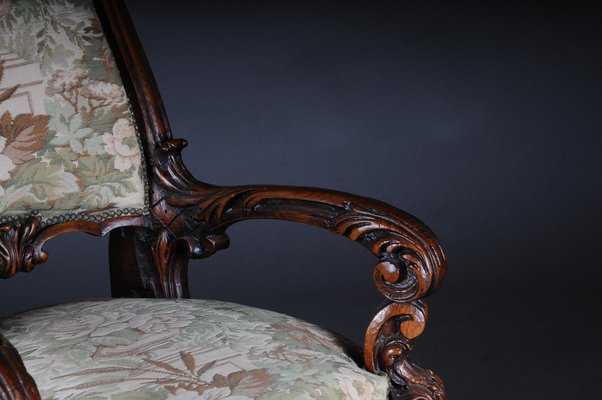 20th Century Venetian Rococo Walnut Throne Armchair-FLW-1402249