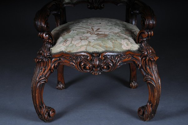 20th Century Venetian Rococo Walnut Throne Armchair-FLW-1402249