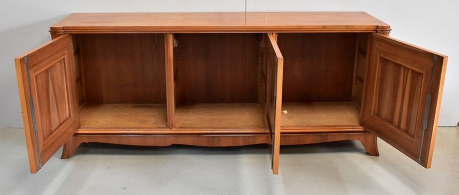 20th-Century Walnut Sideboard-RVK-897013