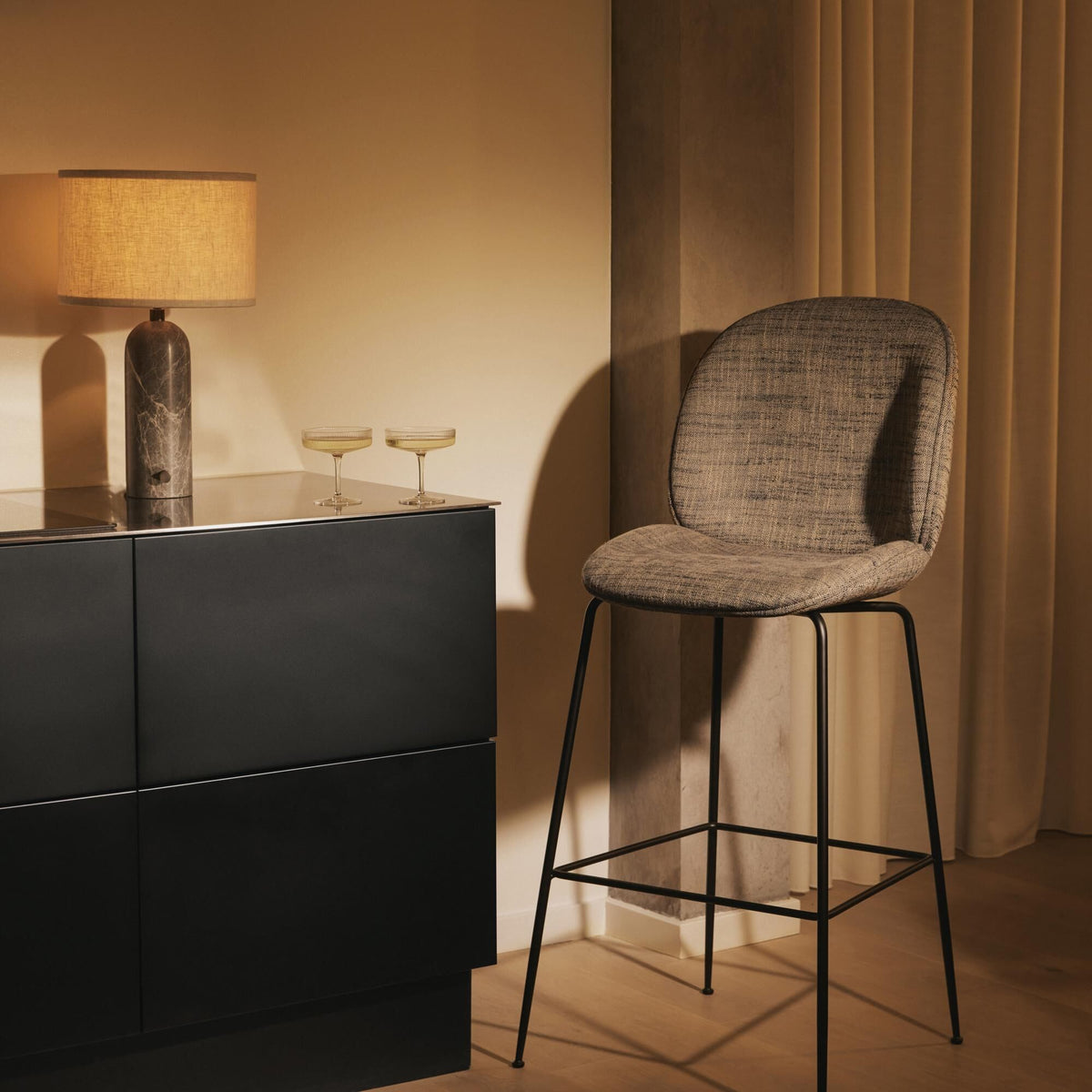 Gravity Table Lamp Small Gray Black/Canvas