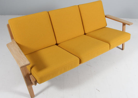 3-Seat Sofa Model 290 in Oak attributed to Hans J. Wegner for Getama, 1970s