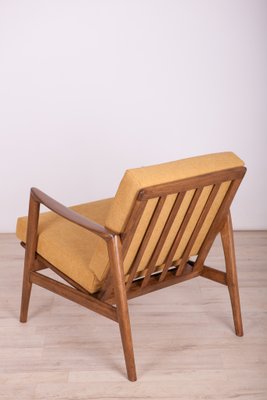 300-139 Armchair from Swarzędzka Factory, 1960s-NIT-866291