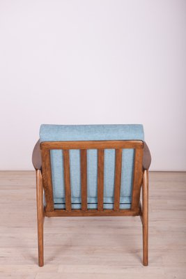 300-139 Armchair from Swarzędzka Factory, 1960s-NIT-561328