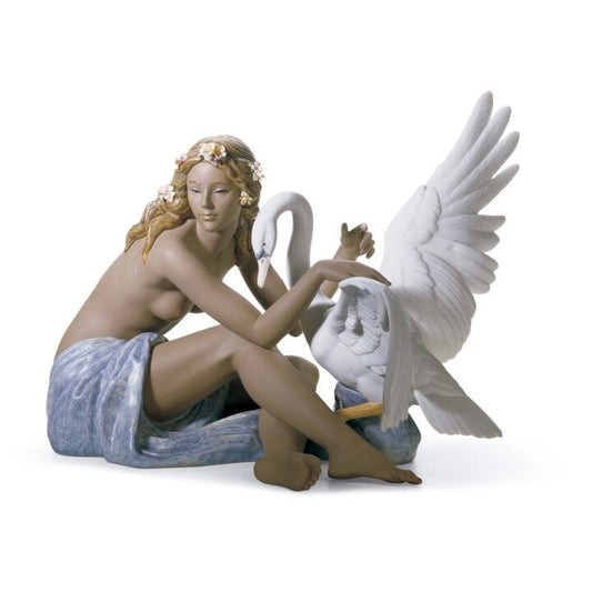 Leda and The Swan Figurine by Lladró