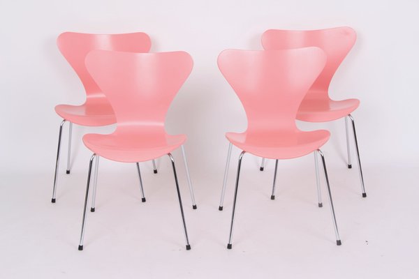 3107 Pink Chairs by Arne Jacobsen for Fritz Hansen, 1995, Set of 4-DQ-1820088