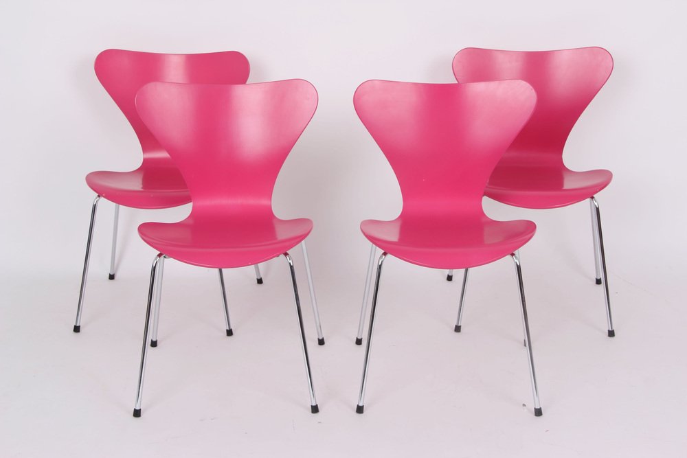 3107 Pink Chairs by Arne Jacobsen for Fritz Hansen, 1995, Set of 4