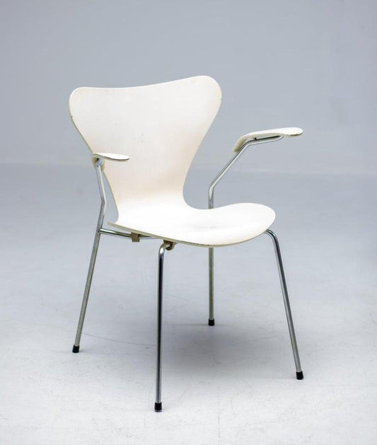 3207 and 3107 Chairs by Arne Jacobsen for Fritz Hansen, Denmark, 1973, Set of 8