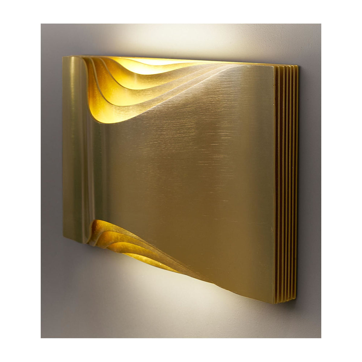 DCWéditions Respiro Wall Lamp Gold