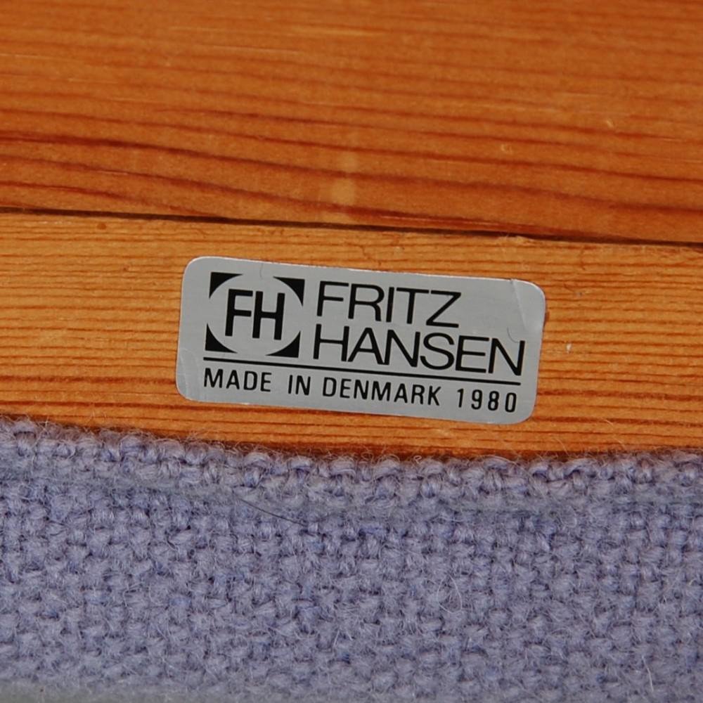 3301 Airport Chair in Purple Fabric from Arne Jacobsen, 1980s