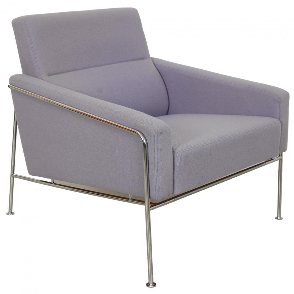 3301 Airport Chair in Purple Fabric from Arne Jacobsen, 1980s