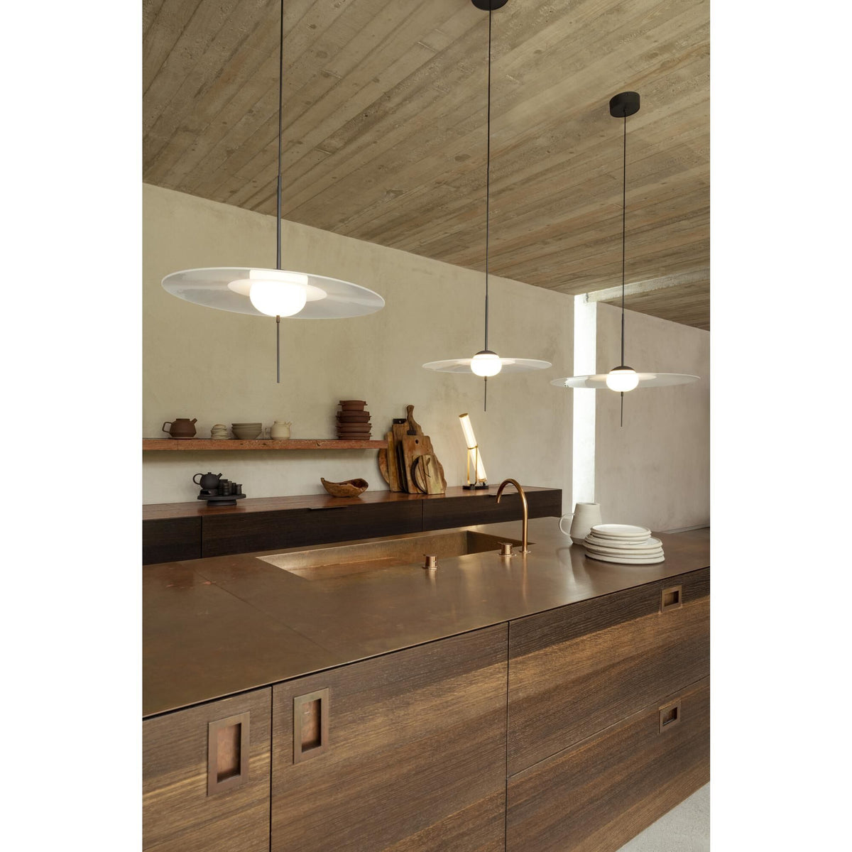 DCW Mono 600 Pendant Black/ White