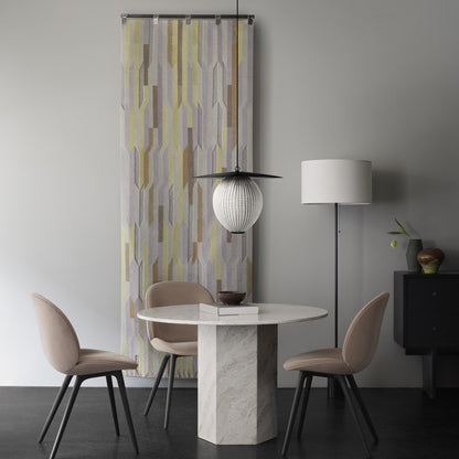 Beetle Dining Chair Around Bouclé 032