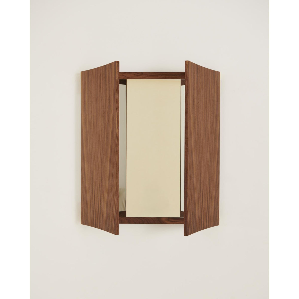 Vanity 3 Mirror American Walnut