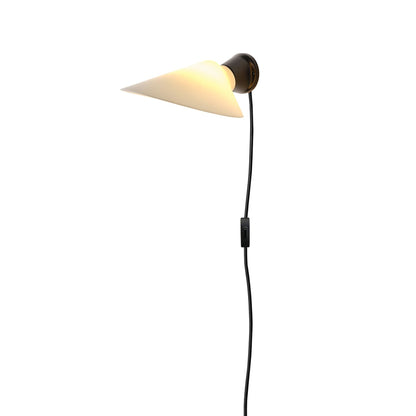 DCWéditions Plume CA Wall Lamp Black/ Polycarbonate