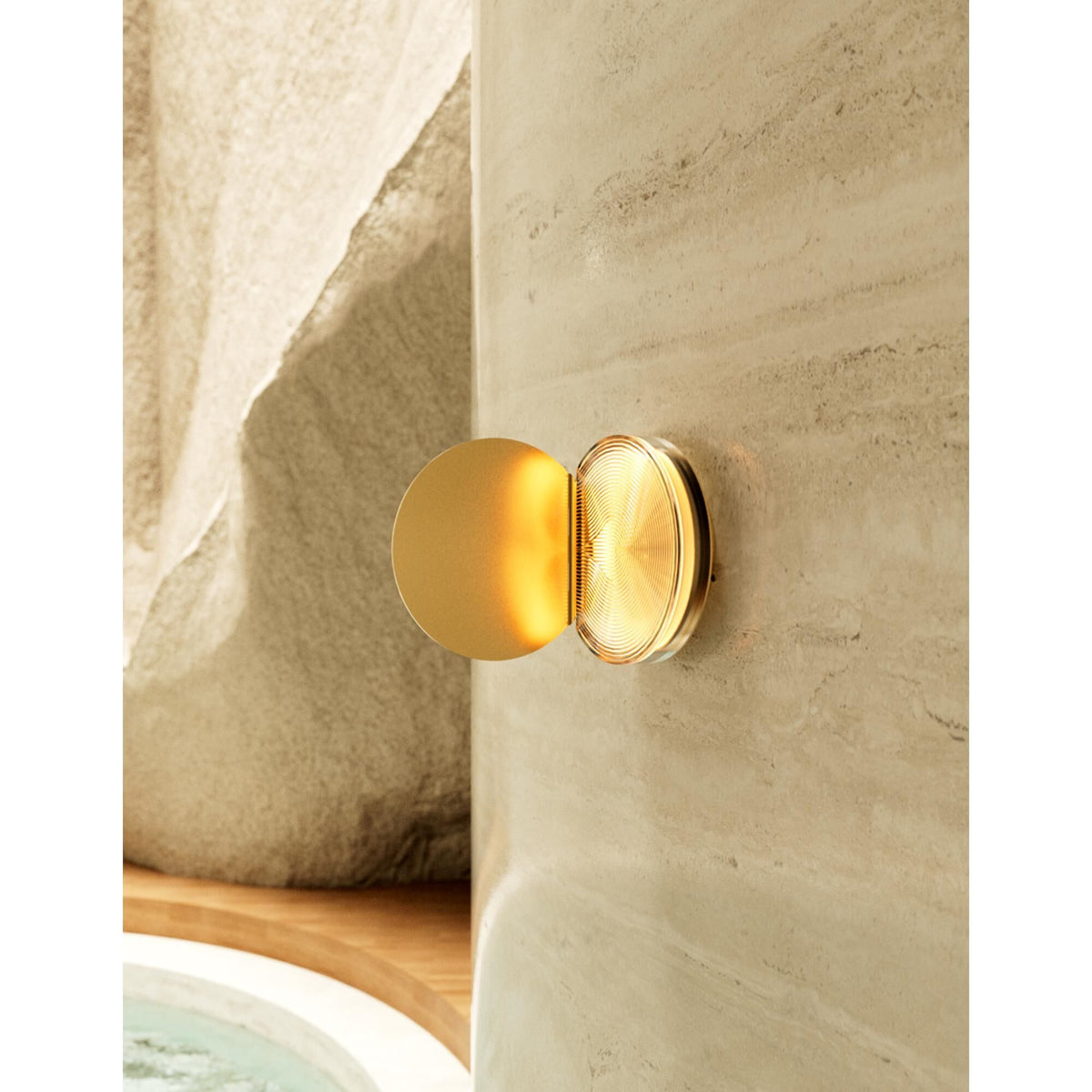 DCWéditions Poudrier Wall Lamp Gold