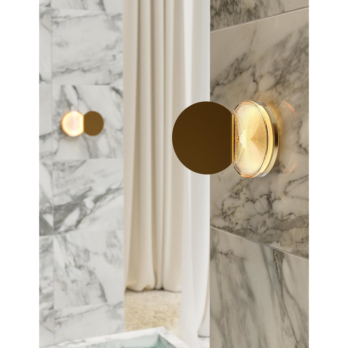 DCWéditions Poudrier Wall Lamp Gold