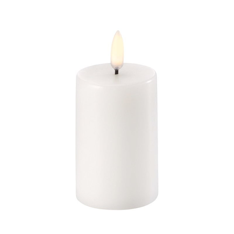 LED pillar candle by Uyuni Lighting #5 x 7,5 cm, nordic white #