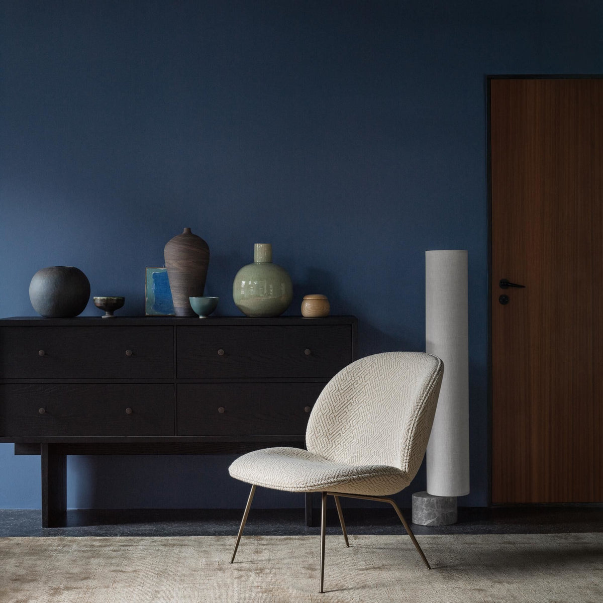 Beetle Armchair Dora Boucle With Legs In Antique Brass