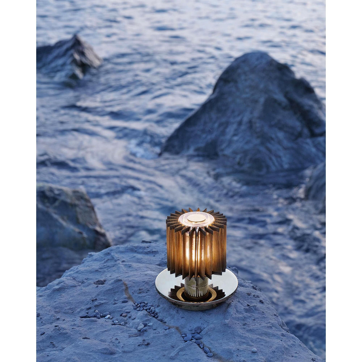 DCWéditions In The Sun Table Lamp Gold