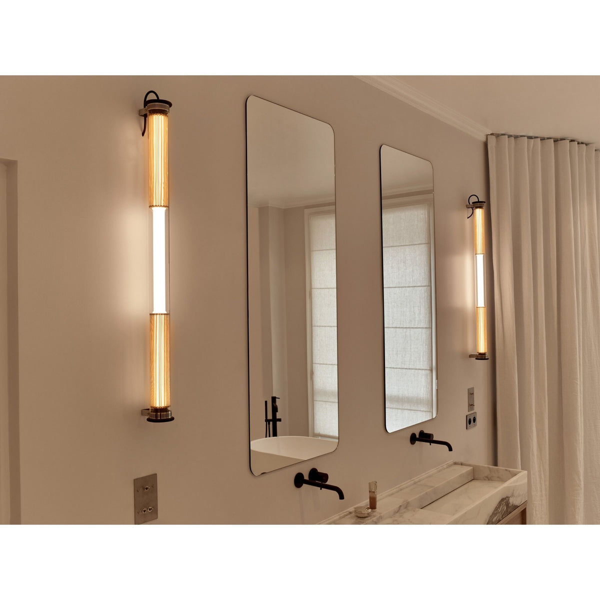 DCWéditions In The Tube 360-400 Wall Lamp Silver