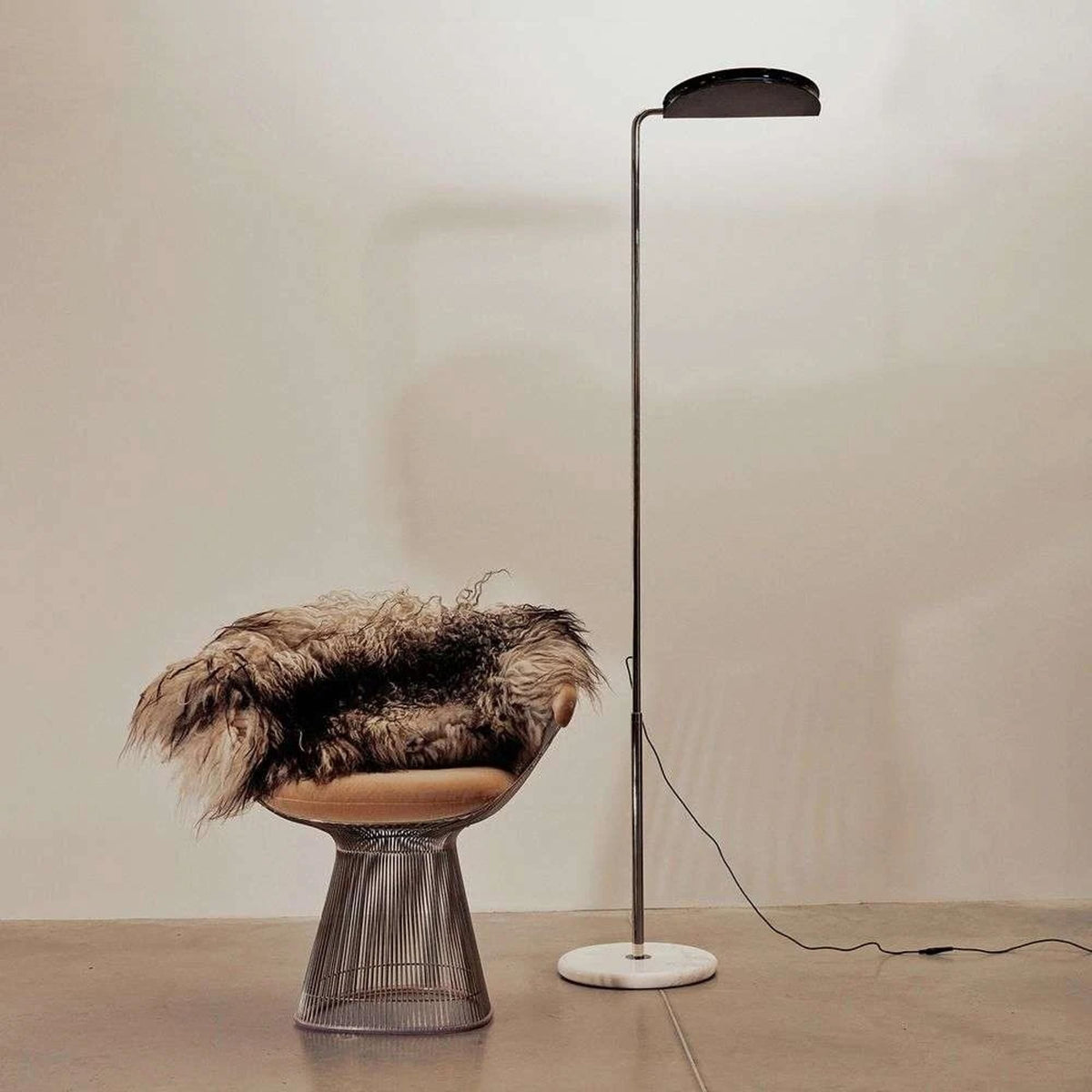 DCWéditions Mezzaluna Floor Lamp Chrome/ Red