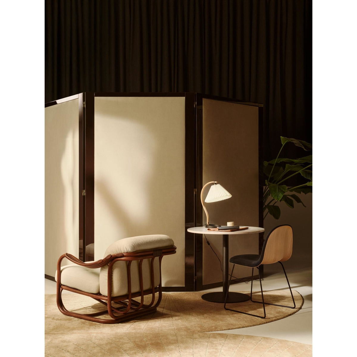 Poltrone Tria Armchair
