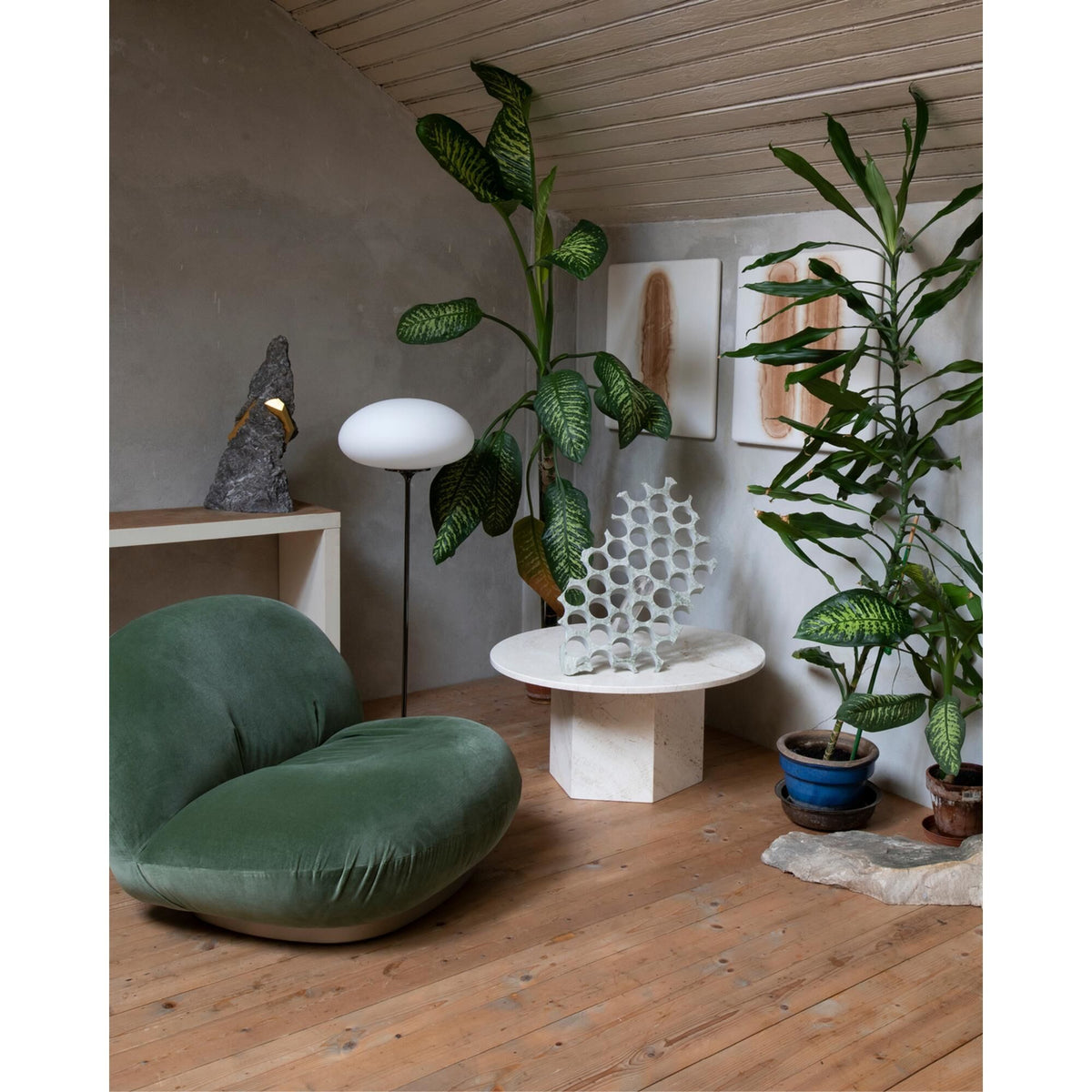 Stemlite Floor Lamp H110 Black Red/Opal