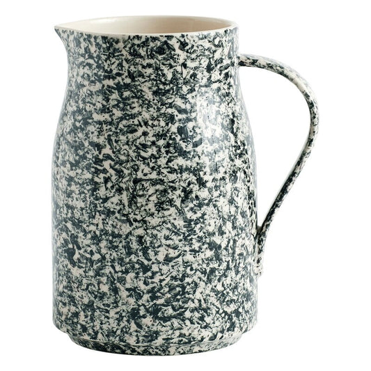 Sobremesa jug by HAY #green #