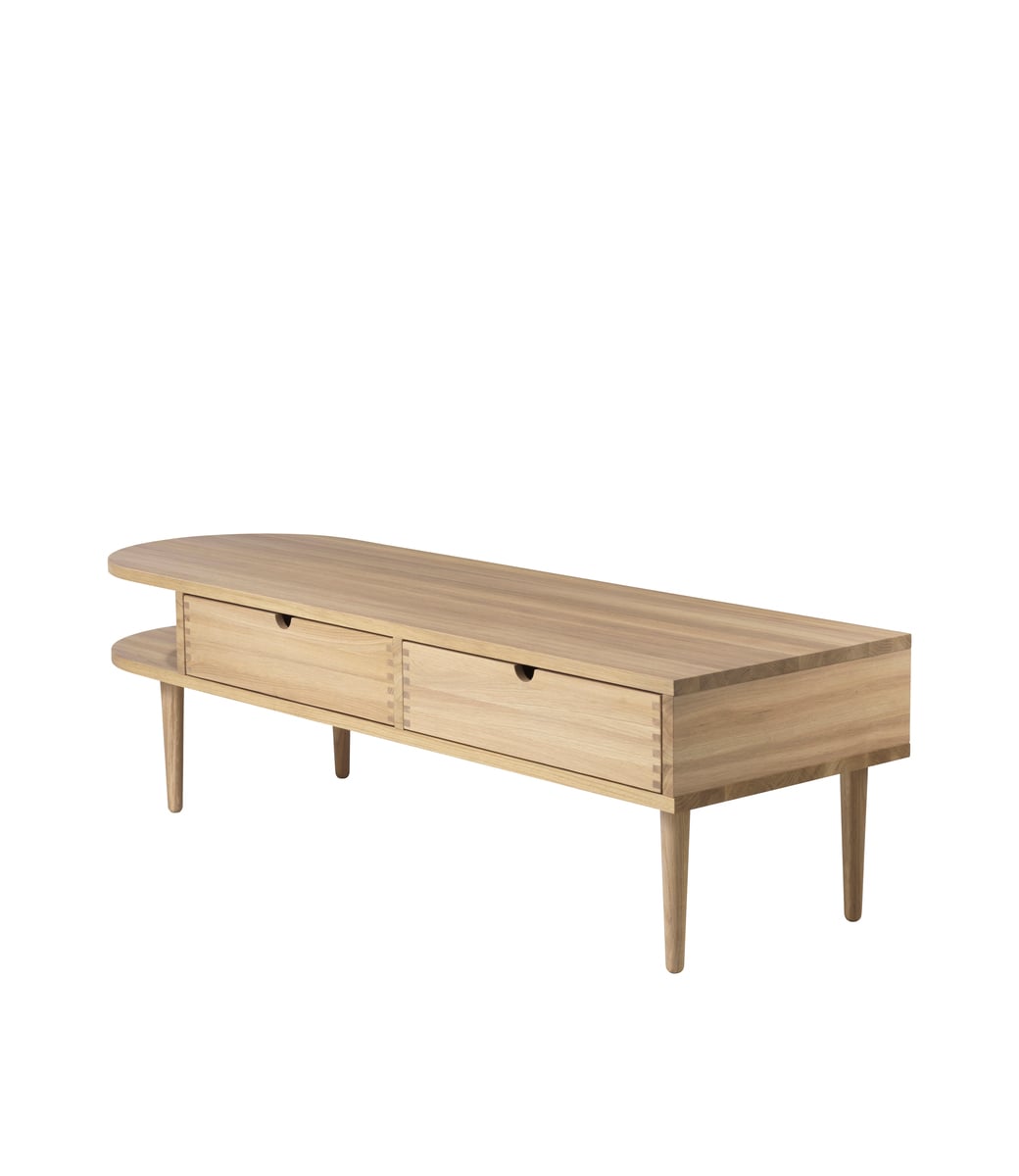 F24 Radius bench/dresser