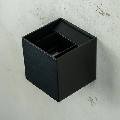 Dyberg Larsen Venus Wall Lamp Outdoor Black